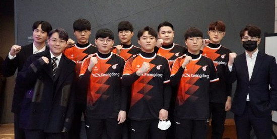 皇家社会主 皇家社会主