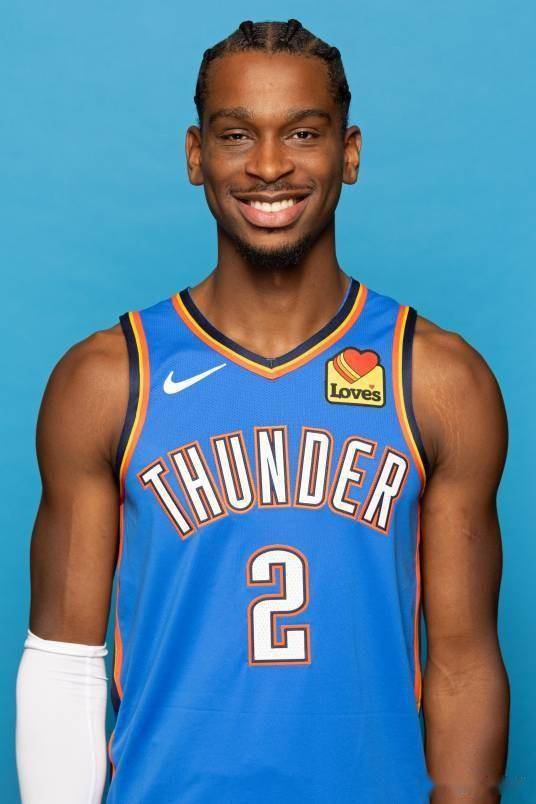 造空位投篮 造空位投篮