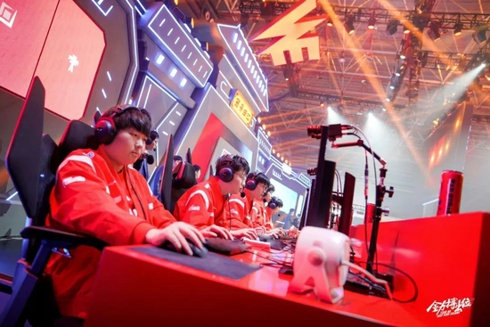 价输出的年 价输出的年